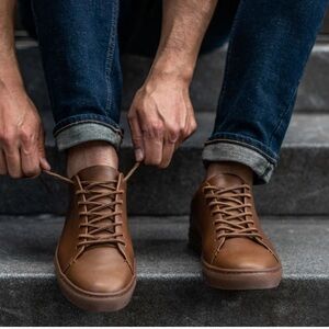 THURSDAY Men's premier low top sneaker